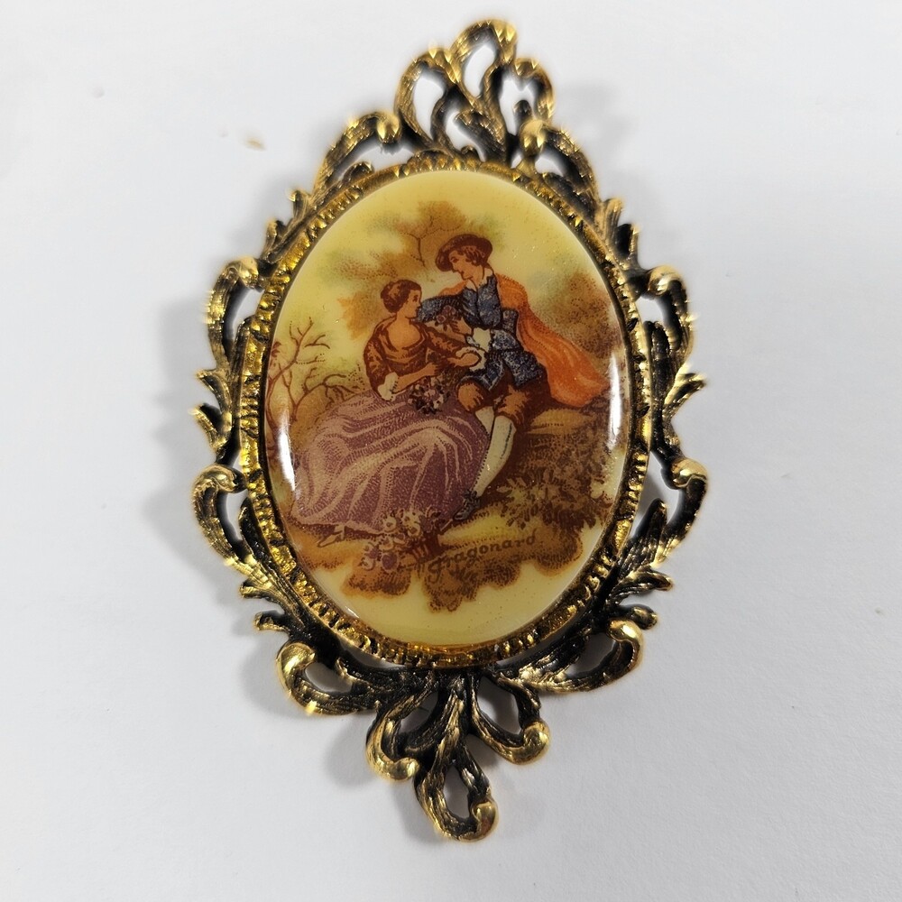 Antique Fragonard Gold Cameo Brooch, Courting Couple Romantic Scene